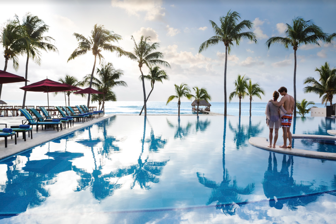 1-Bedroom Condo in Luxurious Beachfront Resort