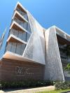 Amazing 1 Bedroom Condo Located a Block from 5th Av