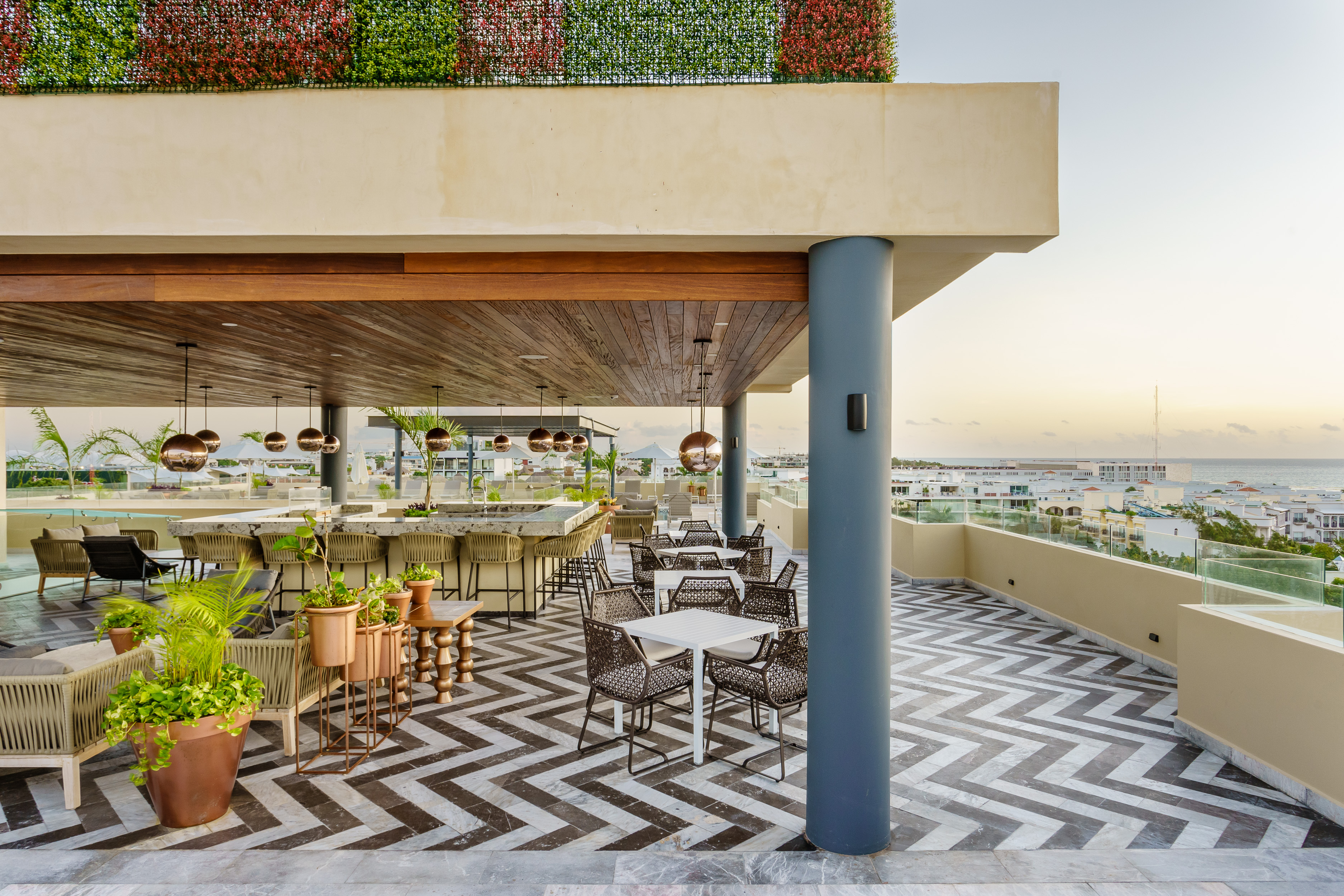 Incredible Condo Located a Few Steps from the Beach