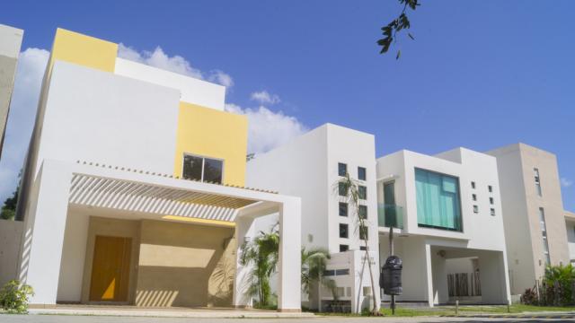 3 Bedroom Villa in Gated Community Within Selvamar