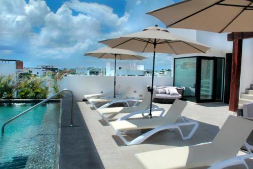 Incredible Loft Located a Few Steps from the Beach