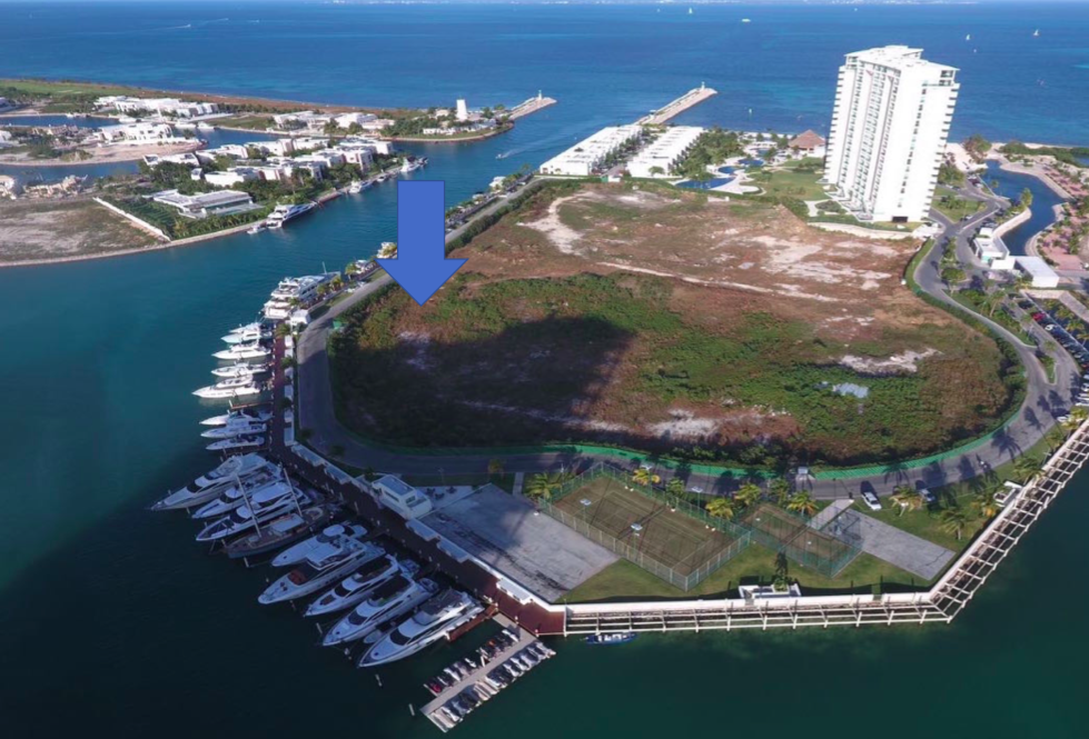 Unbelievable-5br-PH-in-the-Marina-of-Puerto-Cancun-Lot