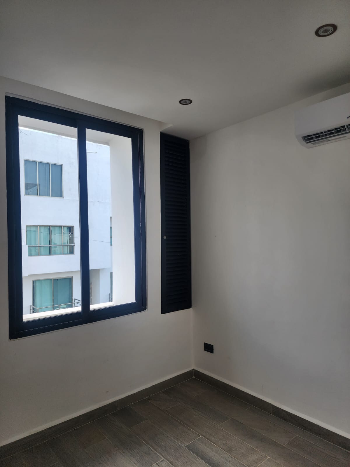 Well located 2 bedrooom condo in Playa del Carmen