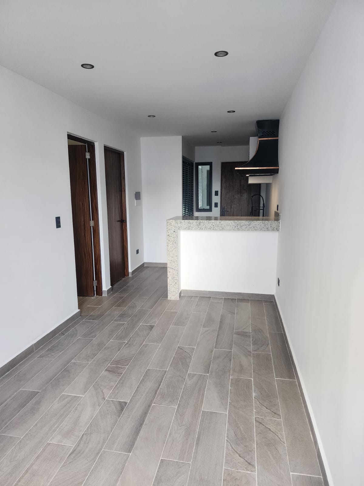 Well located 2 bedrooom condo in Playa del Carmen