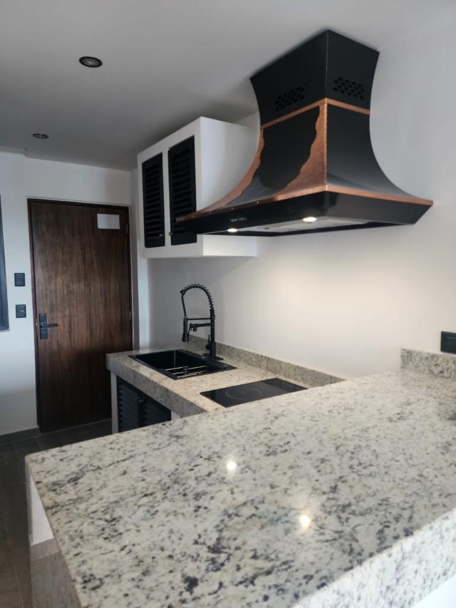 Well located 2 bedrooom condo in Playa del Carmen