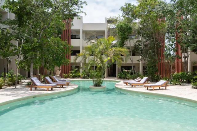 1 bedroom condo in Region 15