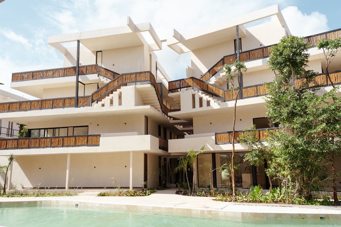 29113 2 bedroom condo in brand new  - Condo