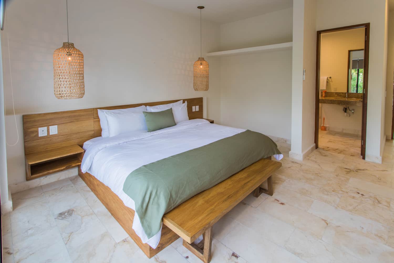 4 bedroom villa in la veleta
