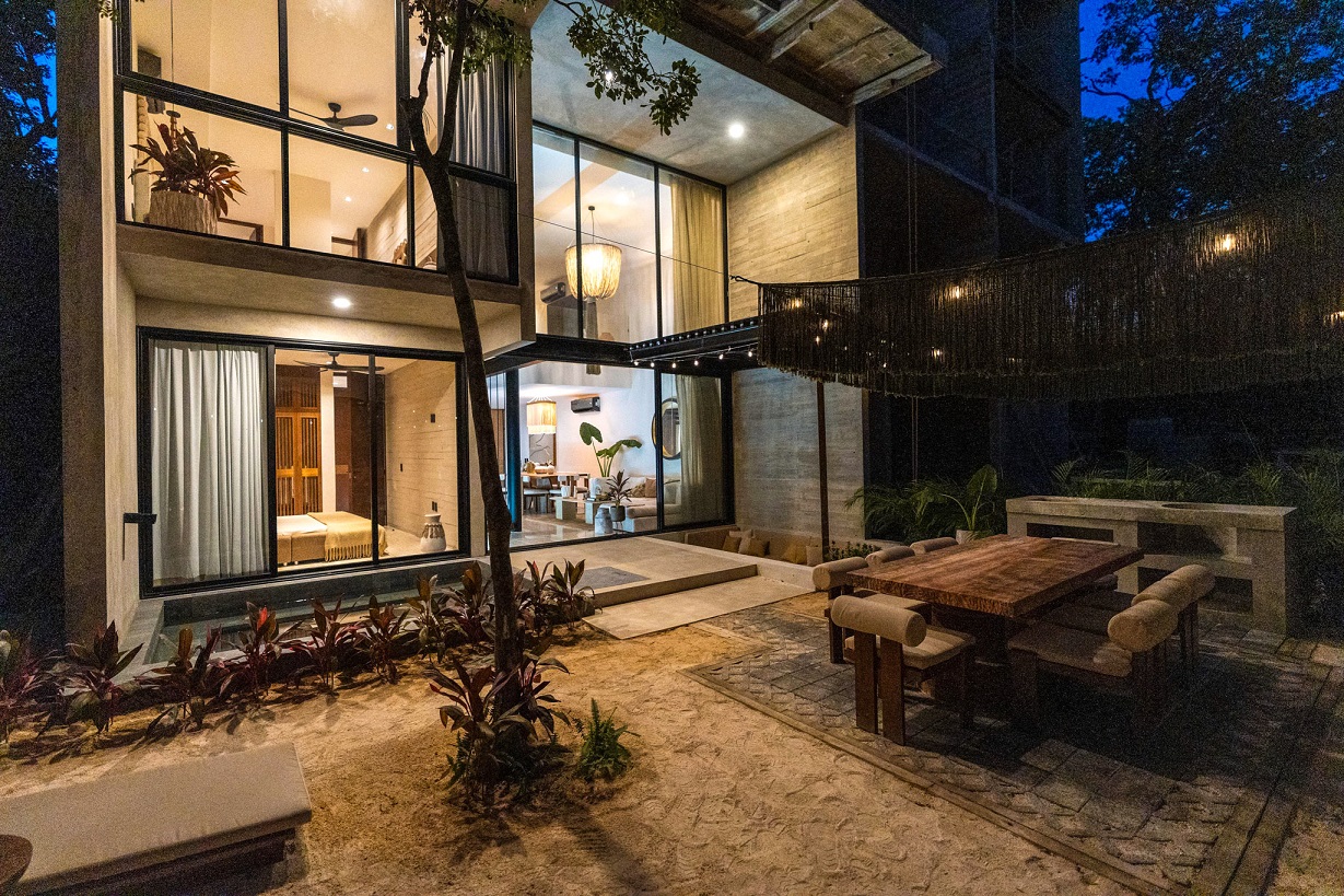 3 bedroom penthouse inside Tulum country club.