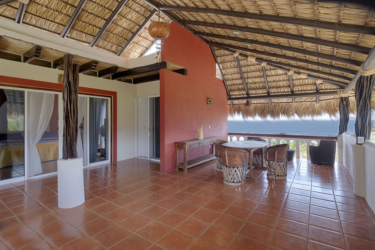 Salchi Beach House, Salchi, Oaxaca 292,000 USD