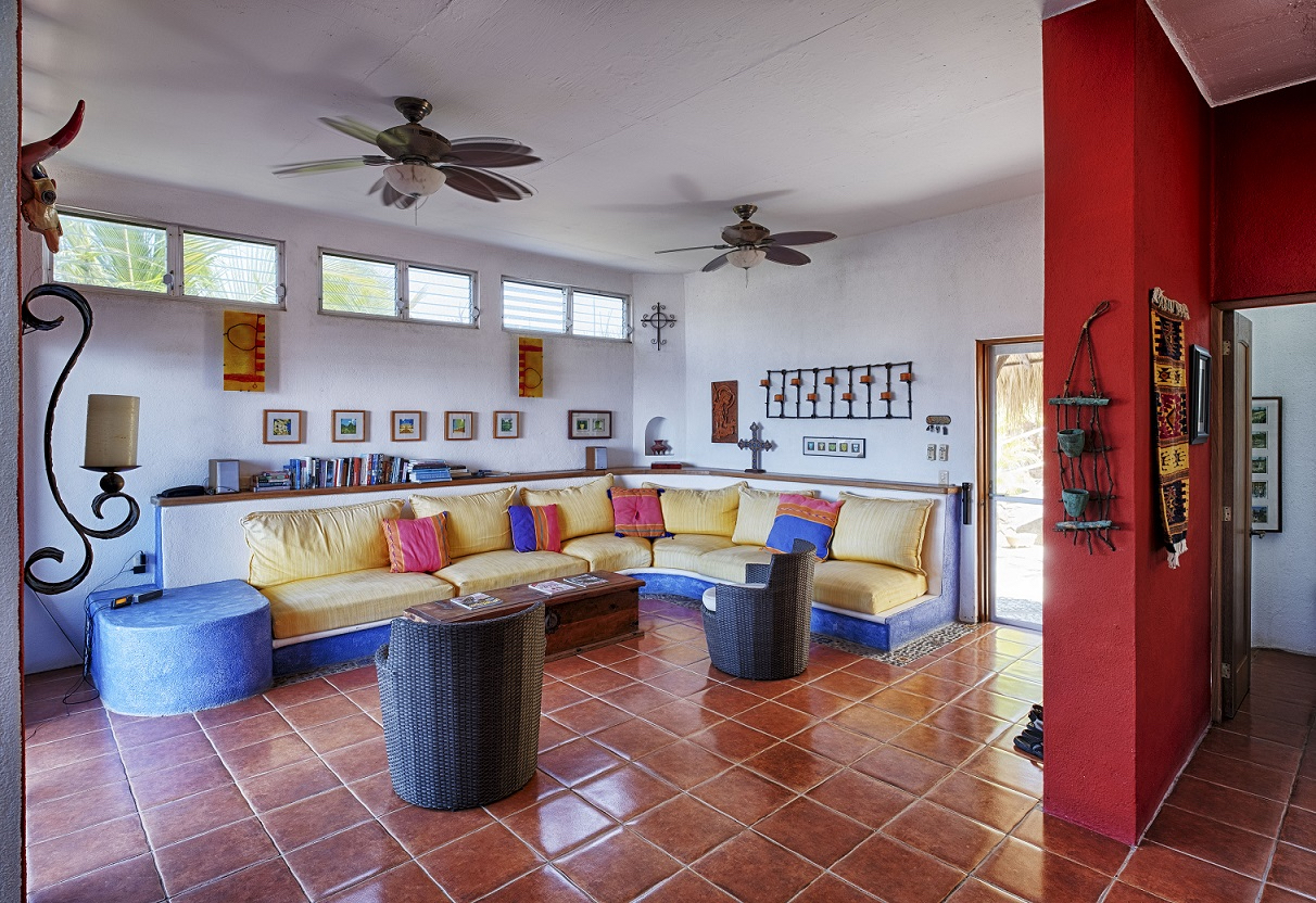 Salchi Beach House, Salchi, Oaxaca 292,000 USD