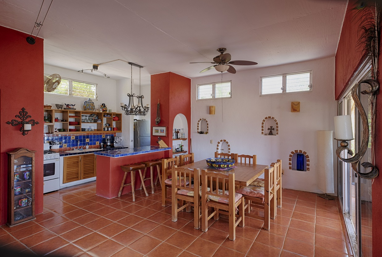 Salchi Beach House, Salchi, Oaxaca 292,000 USD