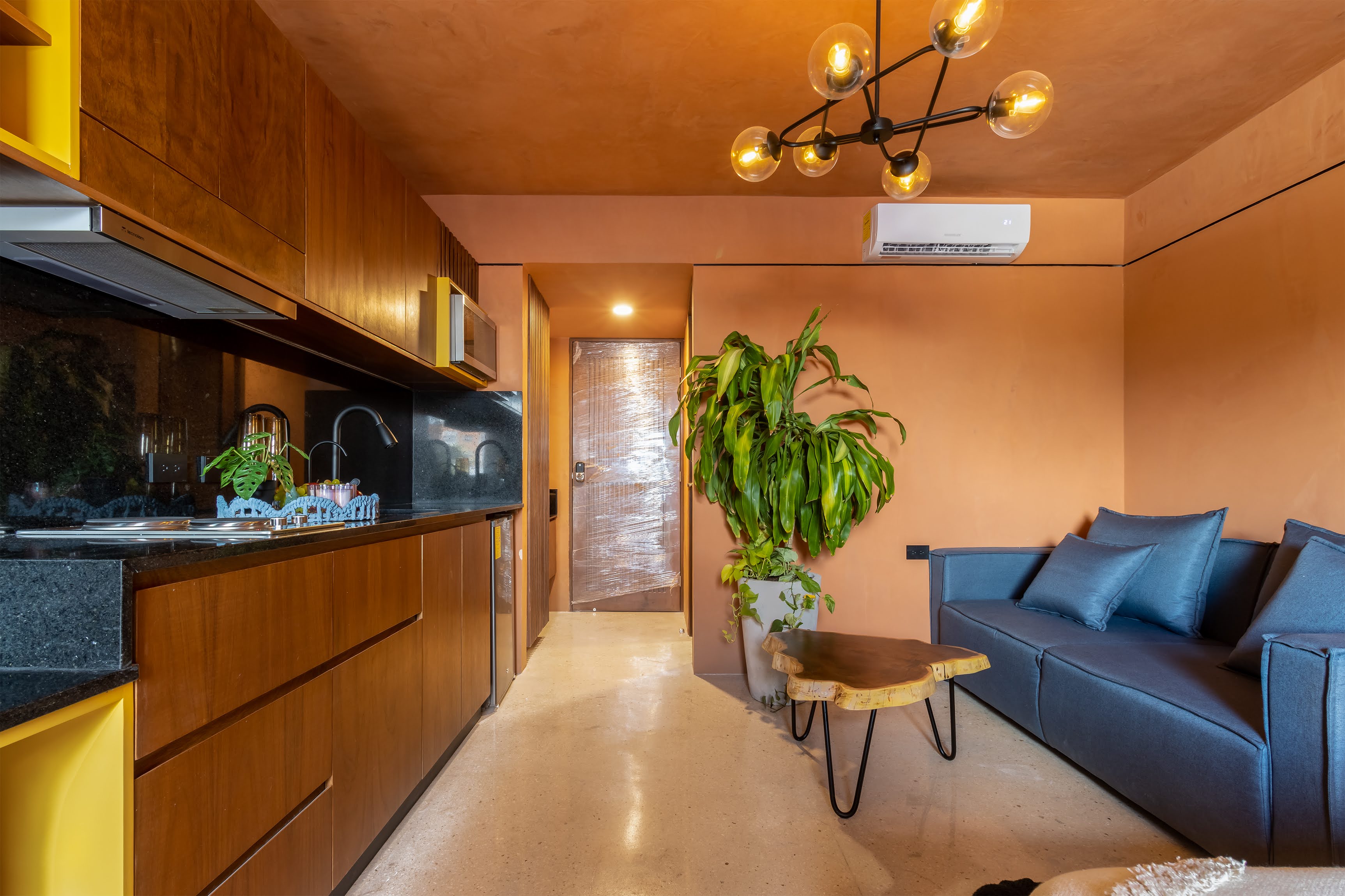 32019 2 bedroom condo on one of the main  - Condo