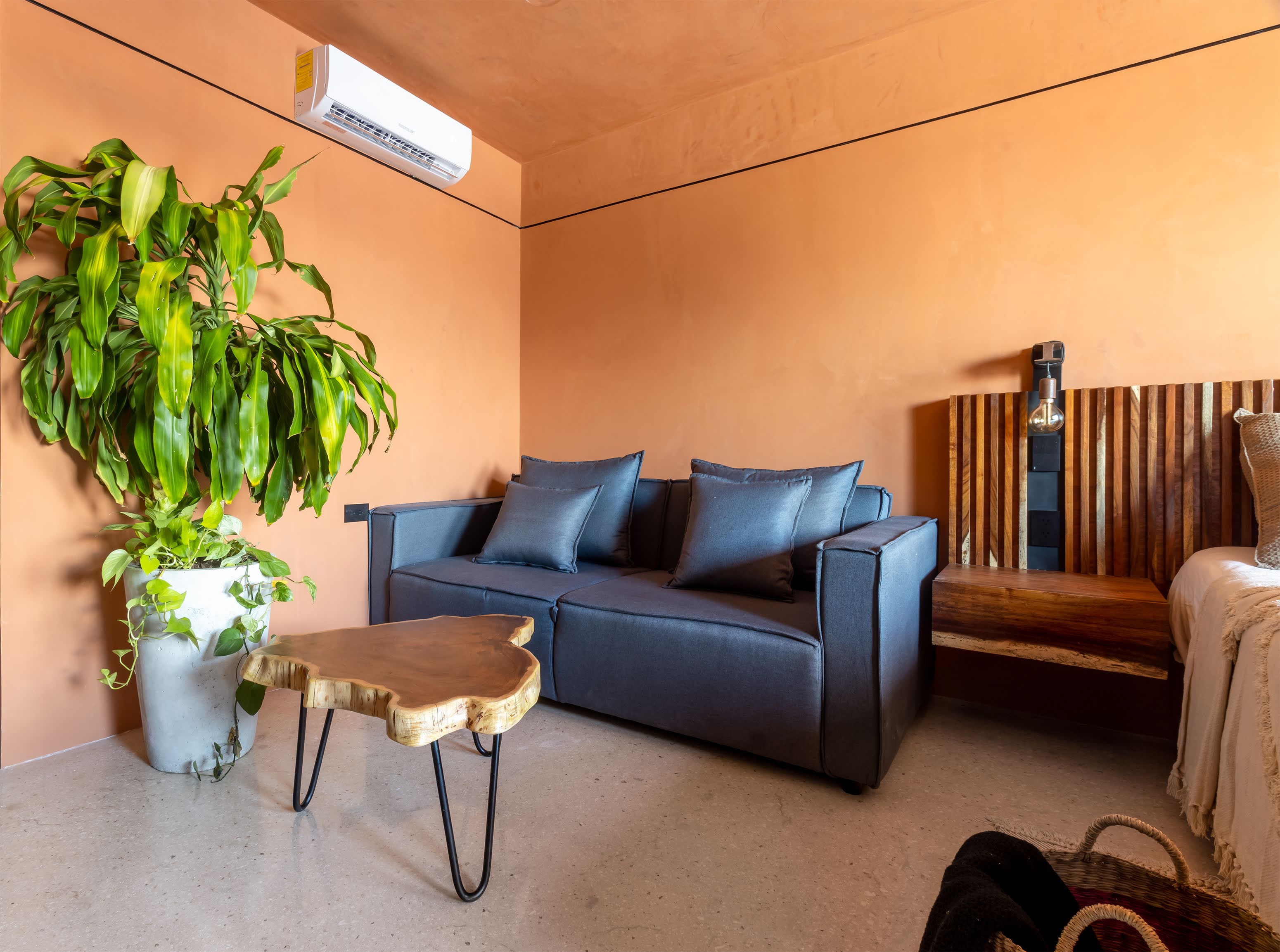 2 bedroom condo on one of the main avenues