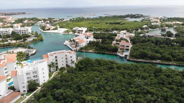 New 3 bedroom penthouse in Puerto Aventuras