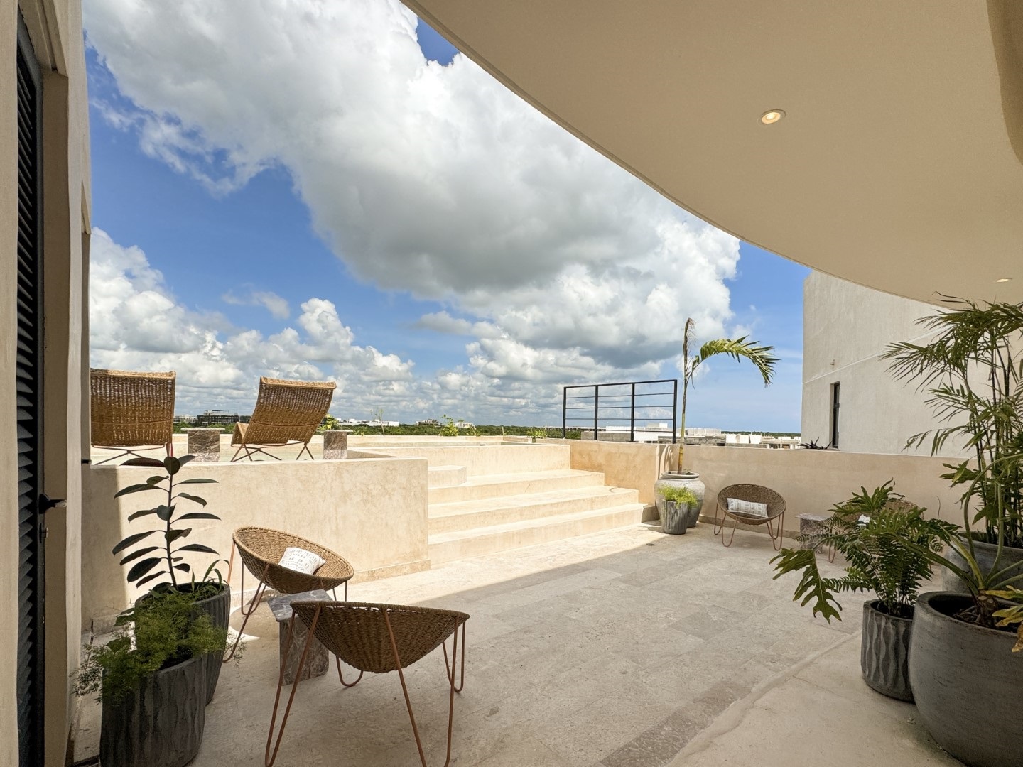 3 bedroom penthouse in Region 8