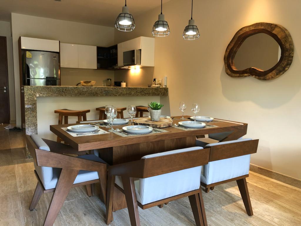 Exclusive 2 bedroom condo in the middle floor.