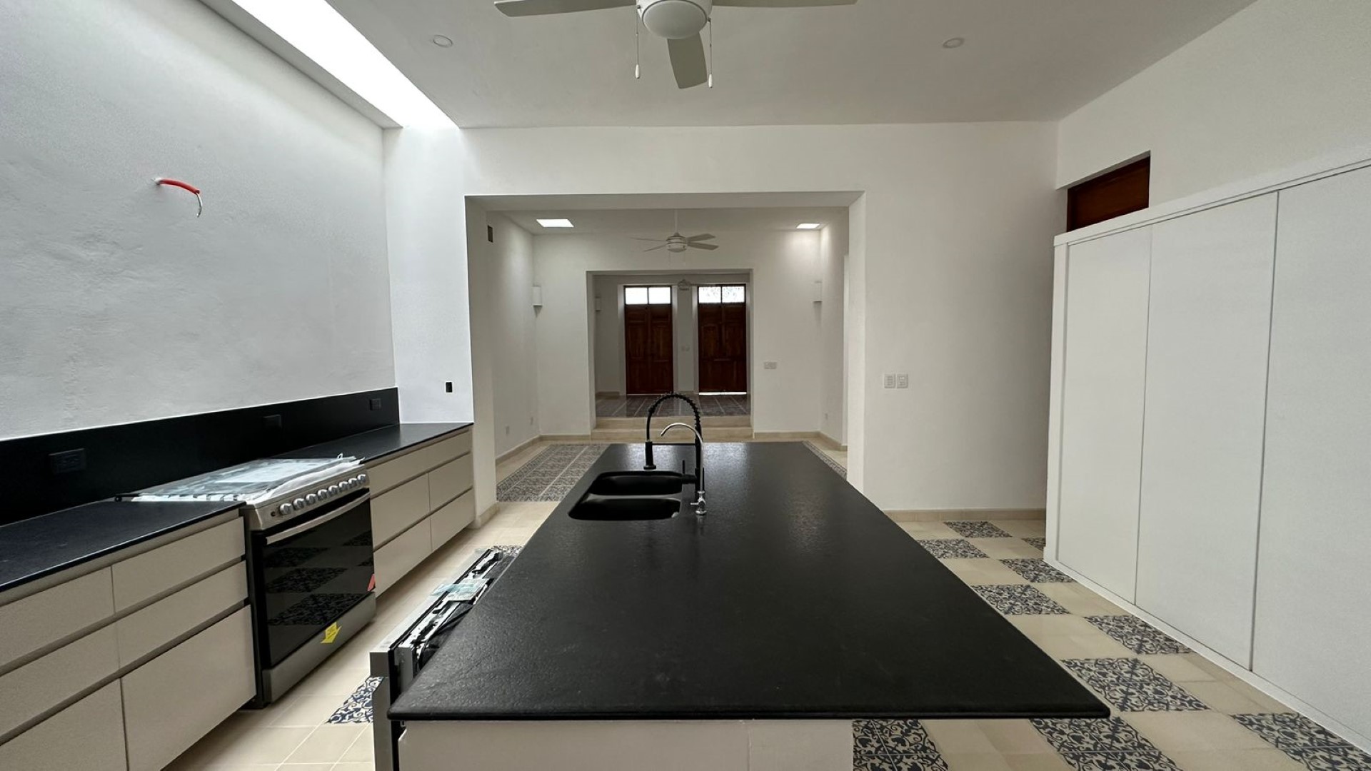 Beautiful restored house with three bedrooms in Merida