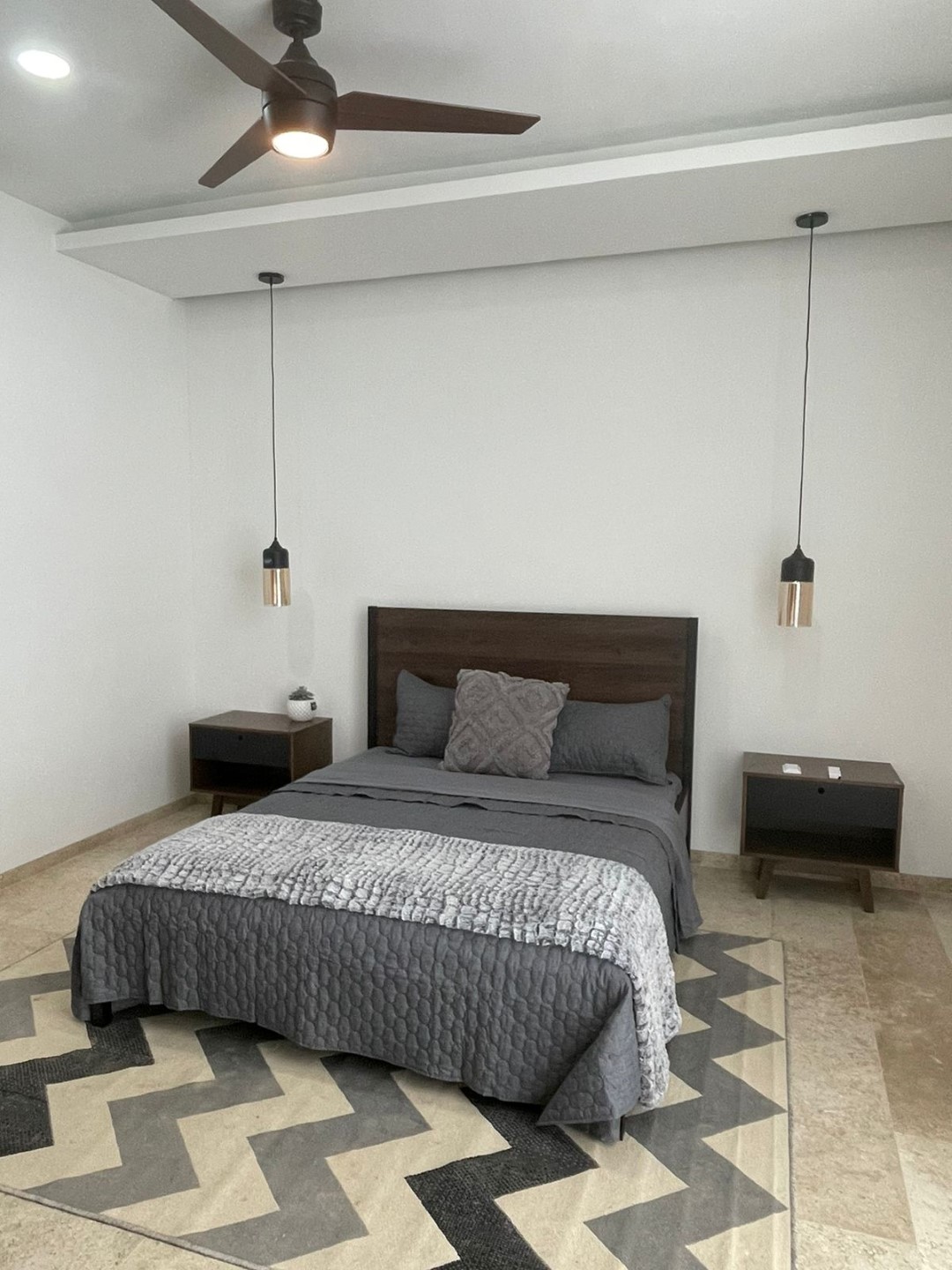 Three-bedroom townhouse with luxury amenities