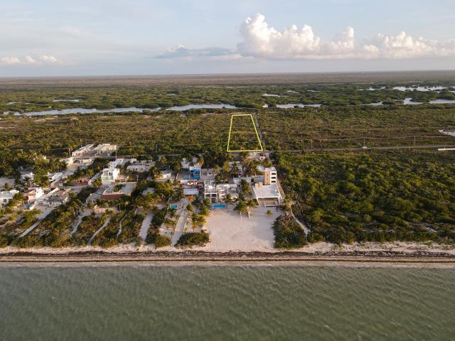 Exceptional residential lot on the coast of Telchac