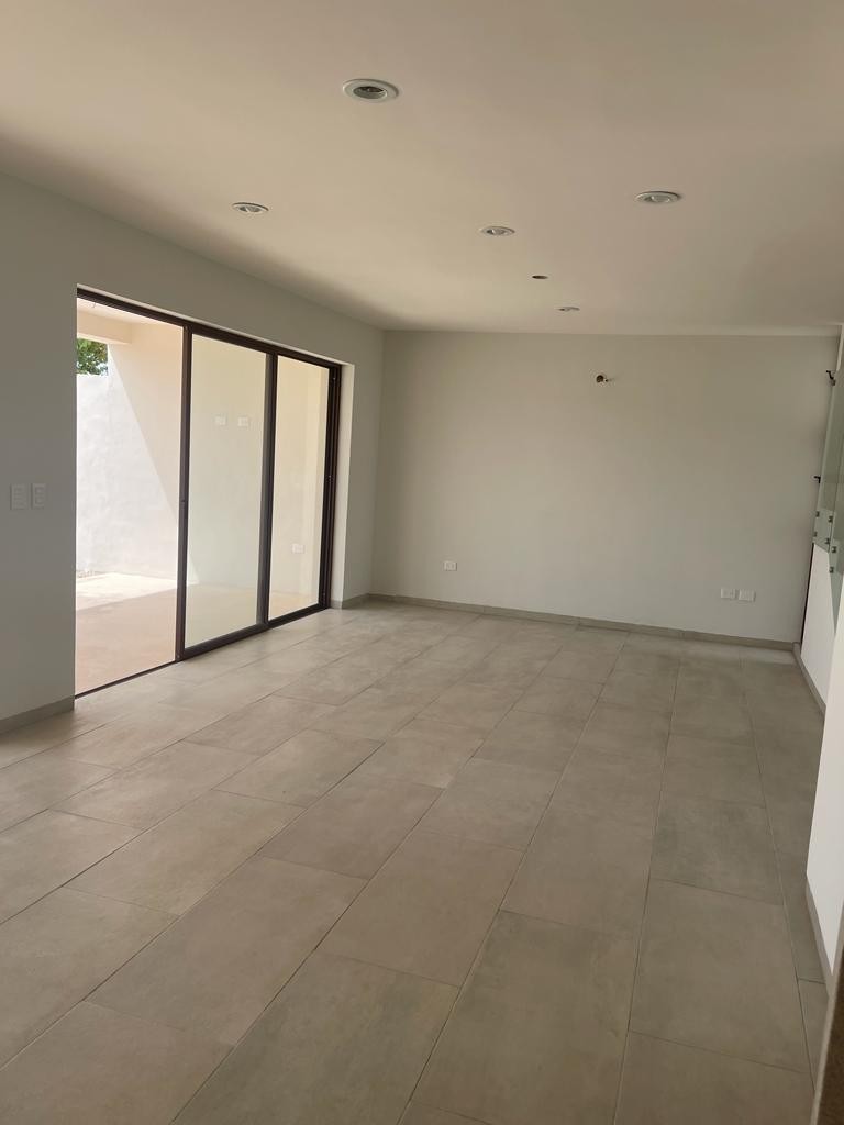 Three-bedroom house on the Mérida-Progreso highway