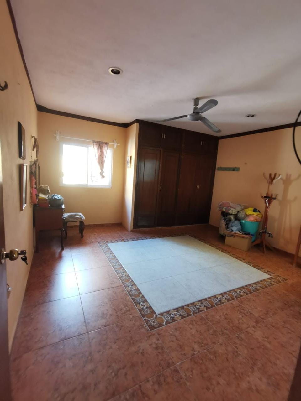Spacious 4-bedroom house in M&eacute;rida
