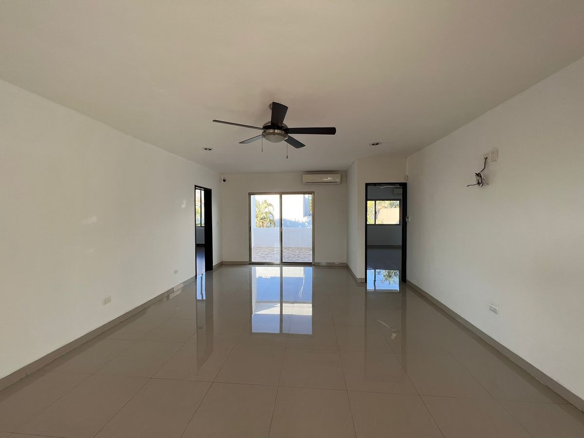 Spacious three-bedroom house in Montebello