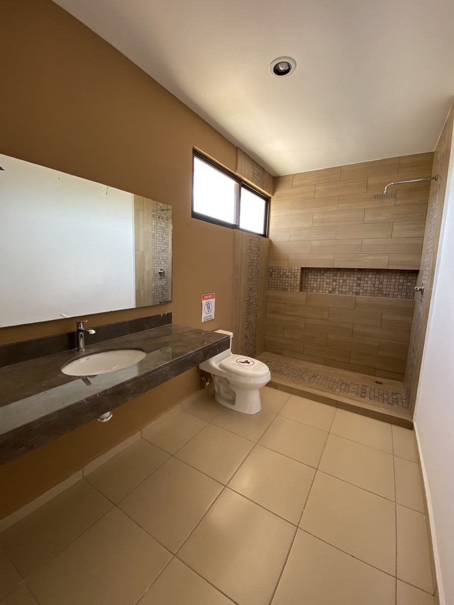 Charming 2-bedroom house in a natural setting