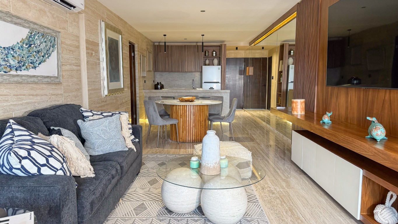 38716 Spacious three-bedroom condo in Chicxulub  - Condo