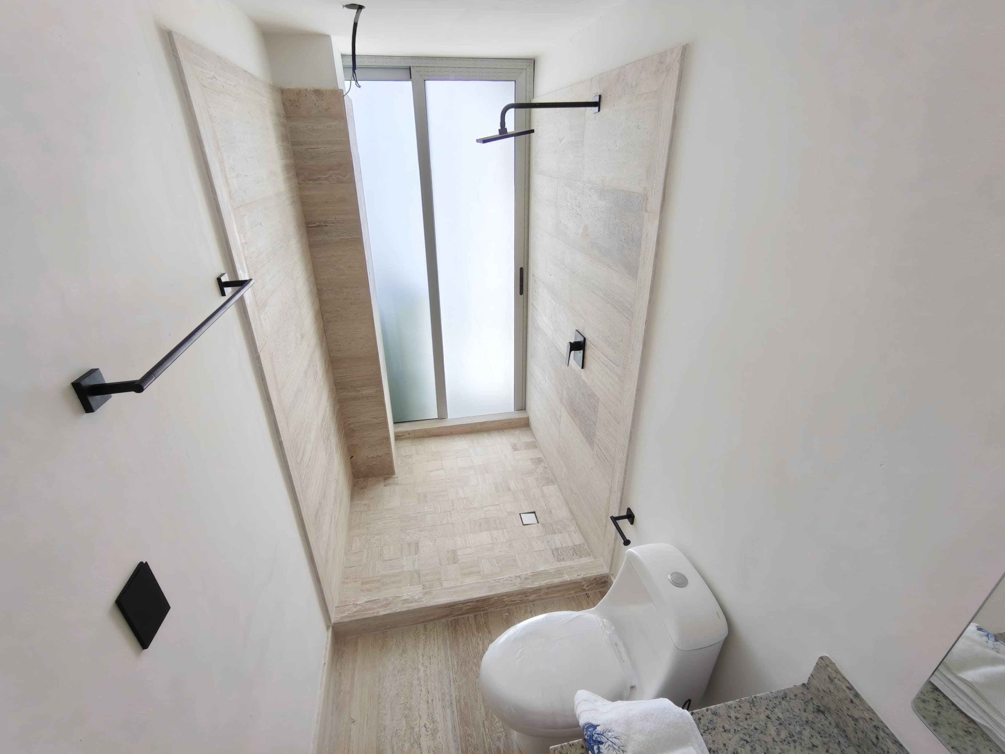 Four-bedroom condo with ocean views in Chicxulub