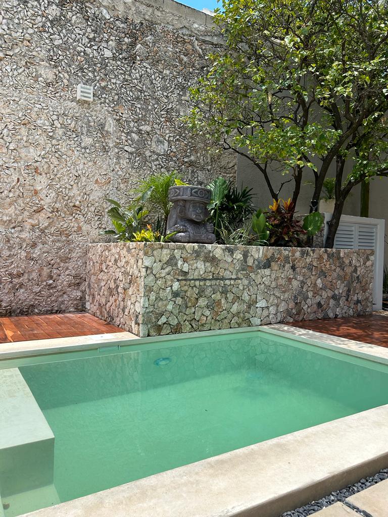 Remodeled colonial house with two bedrooms in Mérida