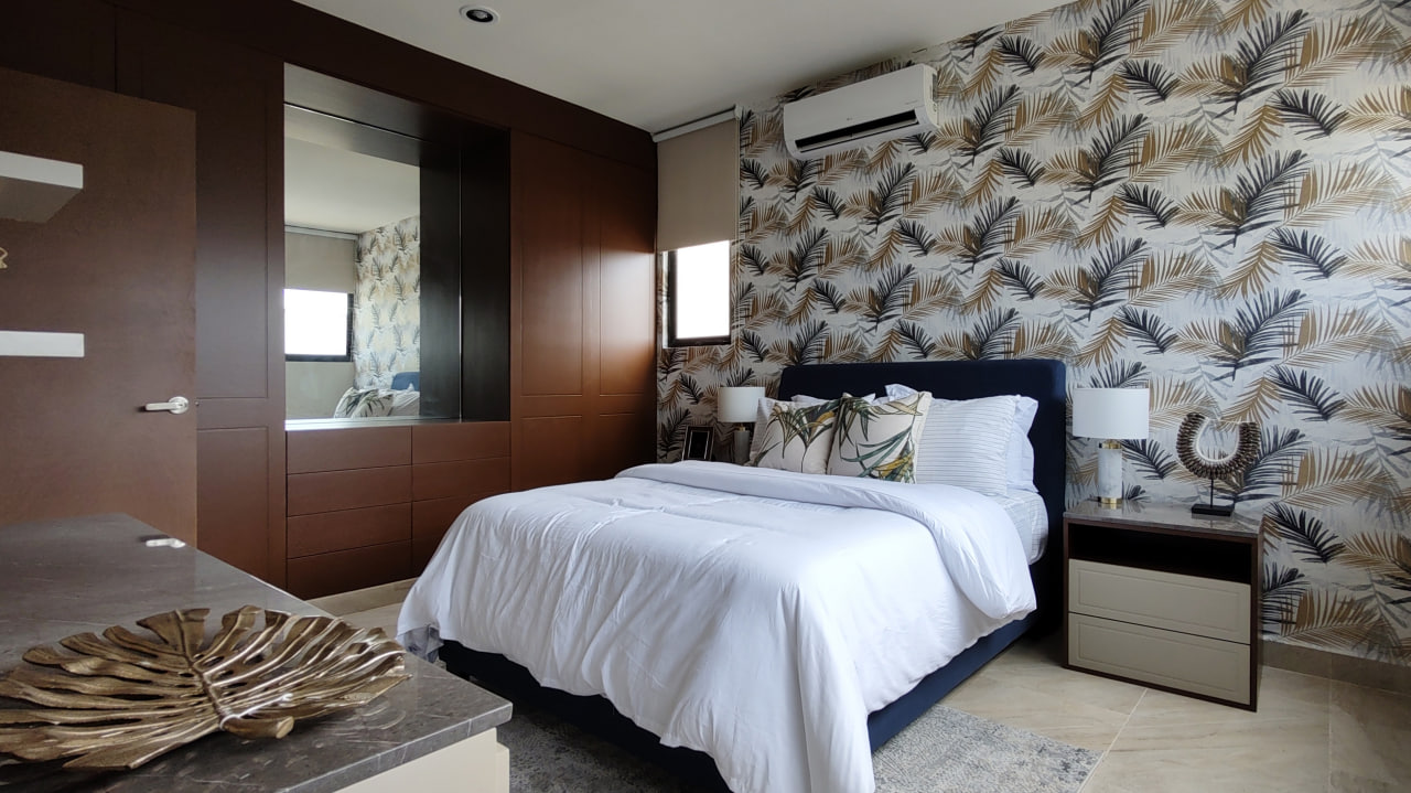 Three-bedroom house on two levels with a pool in Mérida