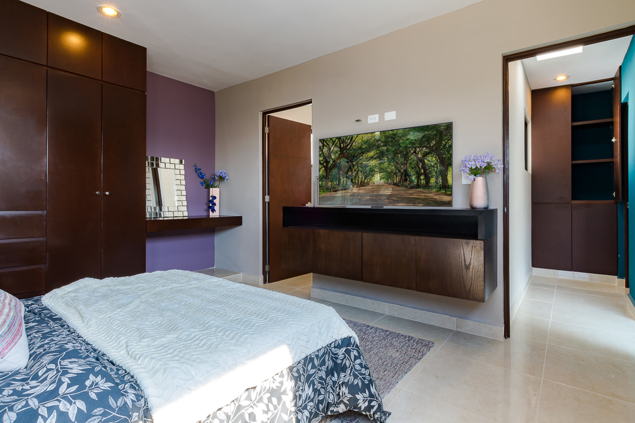 Beautiful two-story house with three bedrooms in Mérida