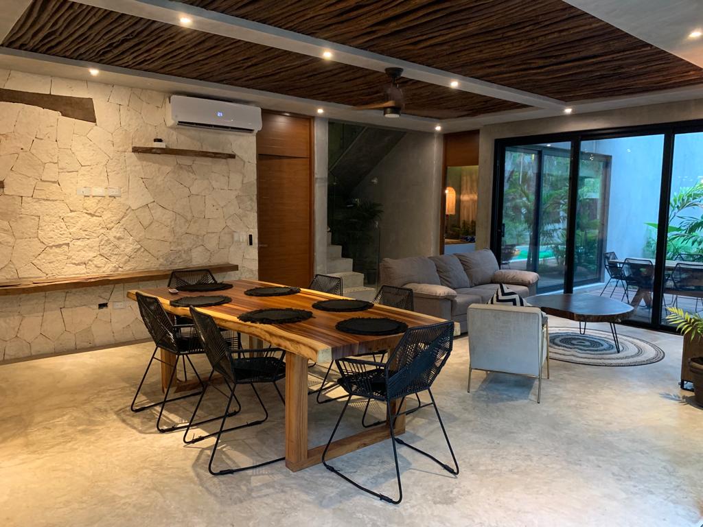 39999 4 bedroom home with 2 private  - Home