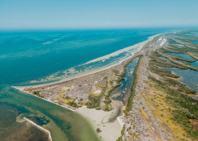 Lot in Santa Clara, Yucatán, just steps away from the sea