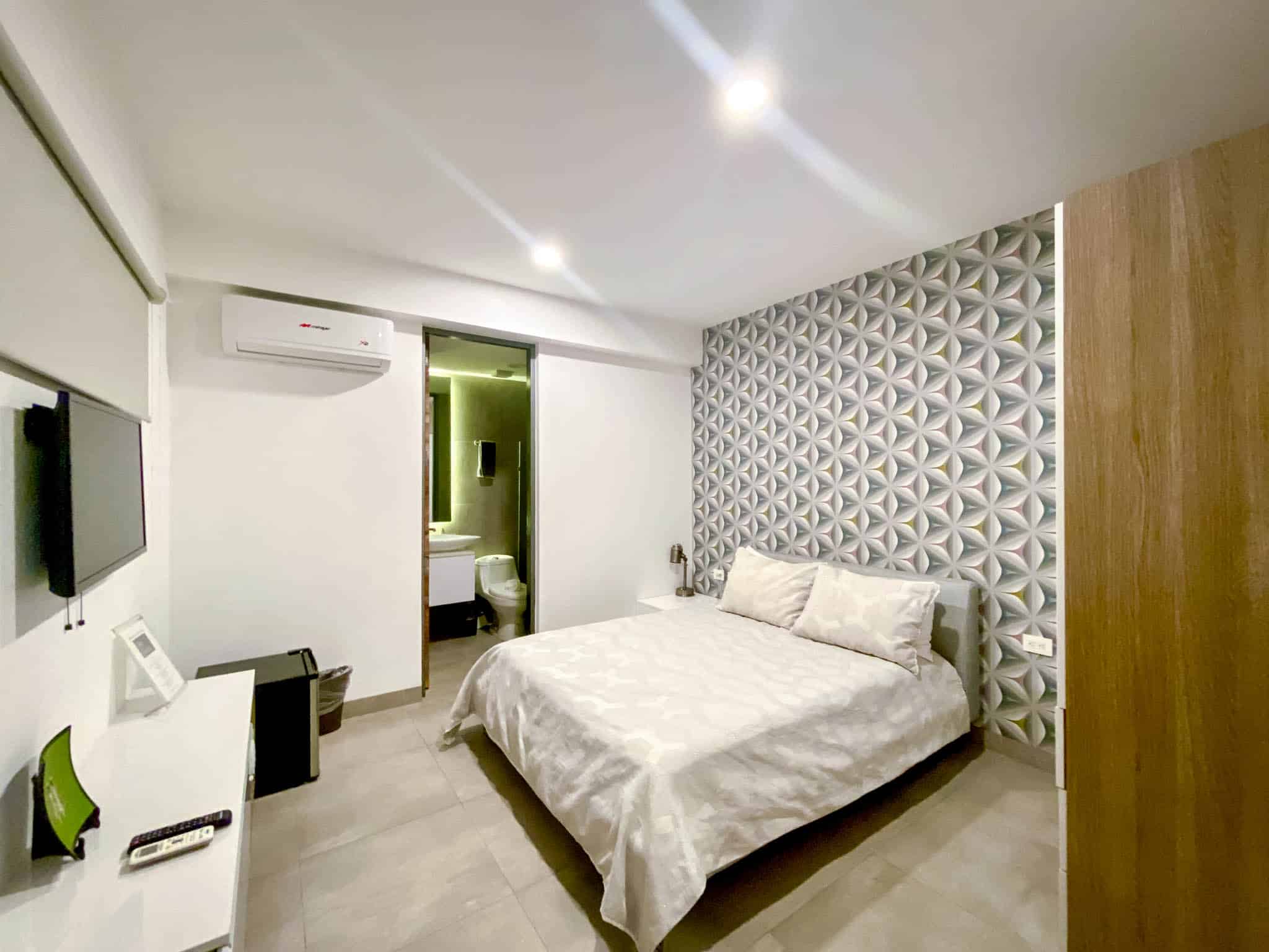 3 bedroom luxury lock off condo in the heart of Playa del Carmen
