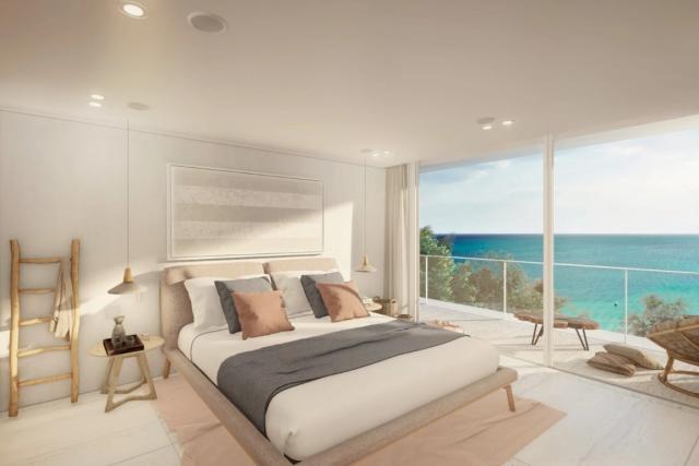 Exclusive oceanfront condo with 4 bedrooms