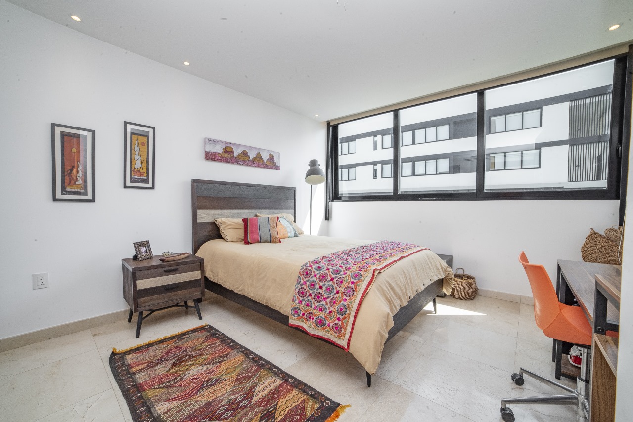 Luxurious three-bedroom condo in Cancun