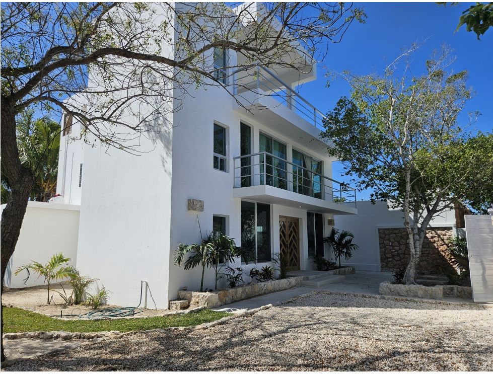 Magnificent ThreeBedroom House in Chelem, Yucatán, Chelem, Progreso