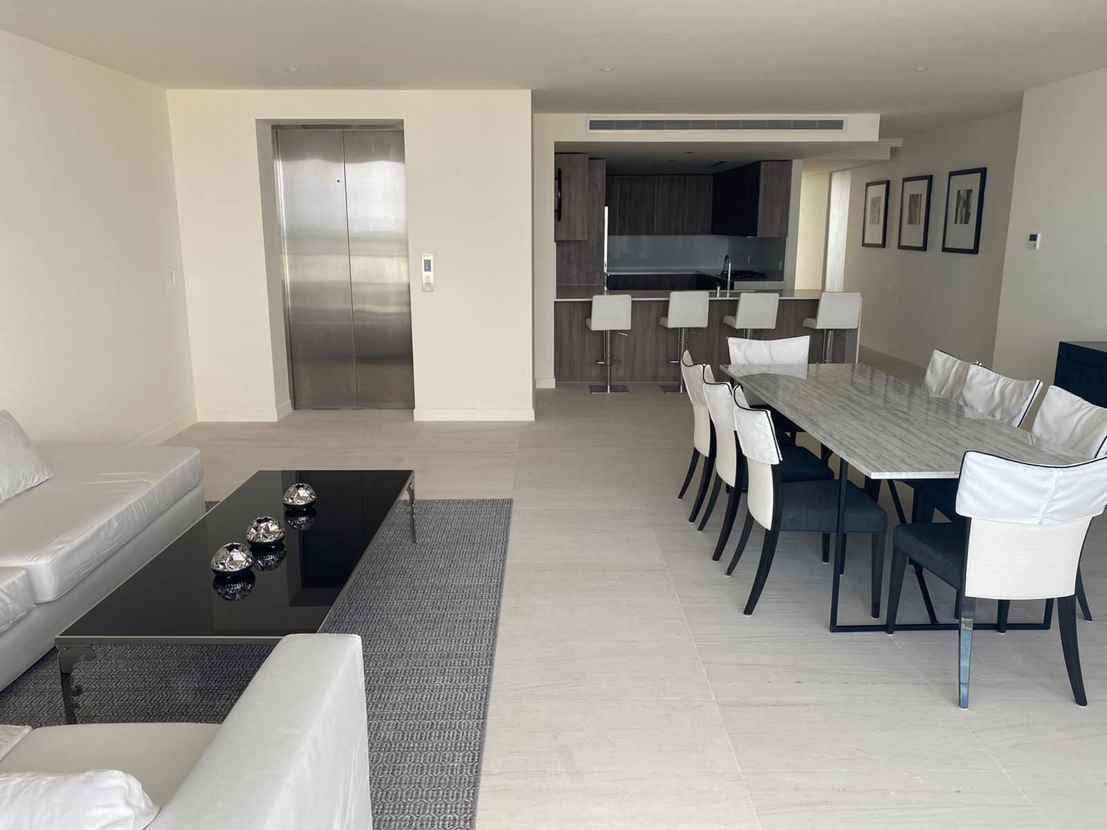 Departamento de tres habitaciones a la venta en Cancún