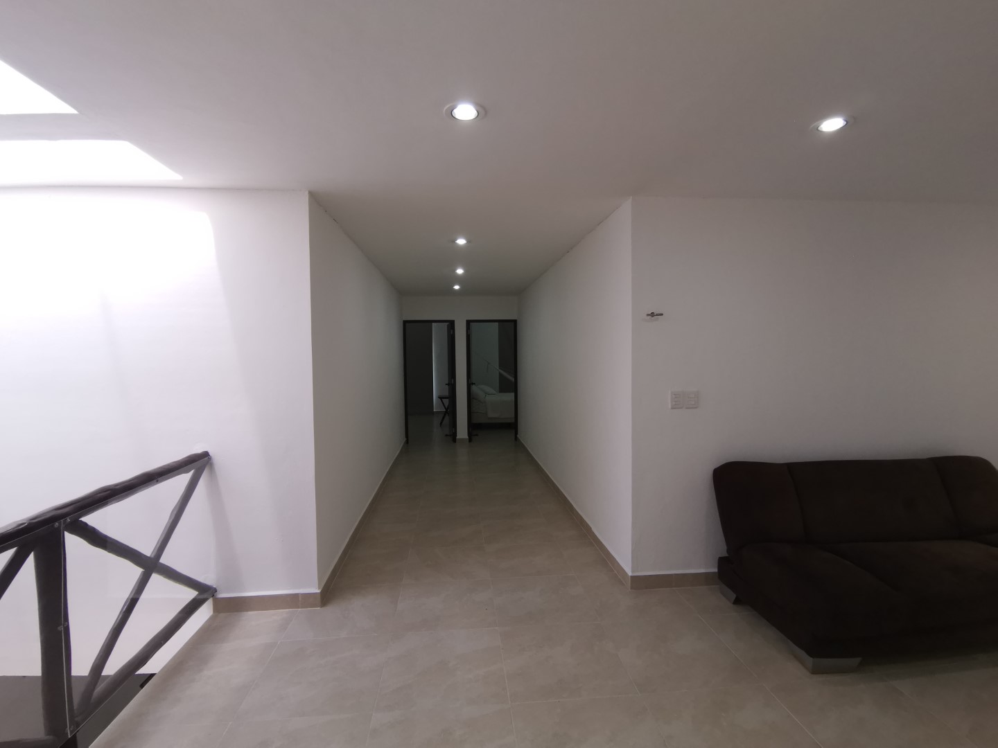 Spectacular House in 2nd Row from Coast with 3 Bedrooms