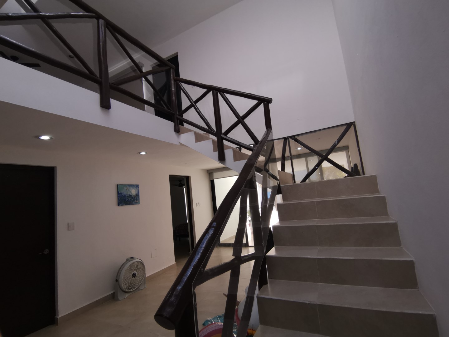 Spectacular House in 2nd Row from Coast with 3 Bedrooms