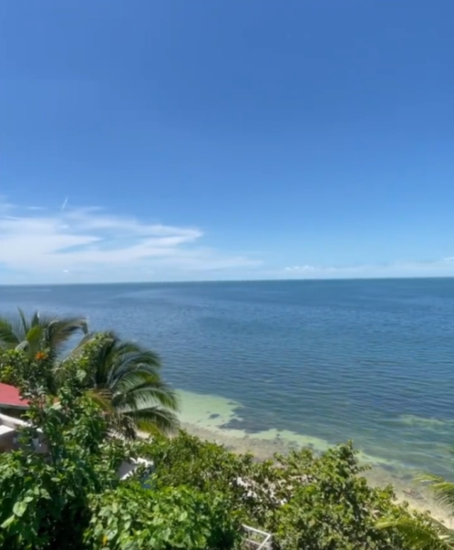 Seaside Condo for sale in Playa San Lorenzo with two bedrooms
