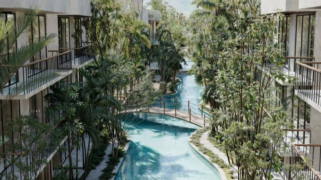 1 bedroom condo with beautiful amenities.