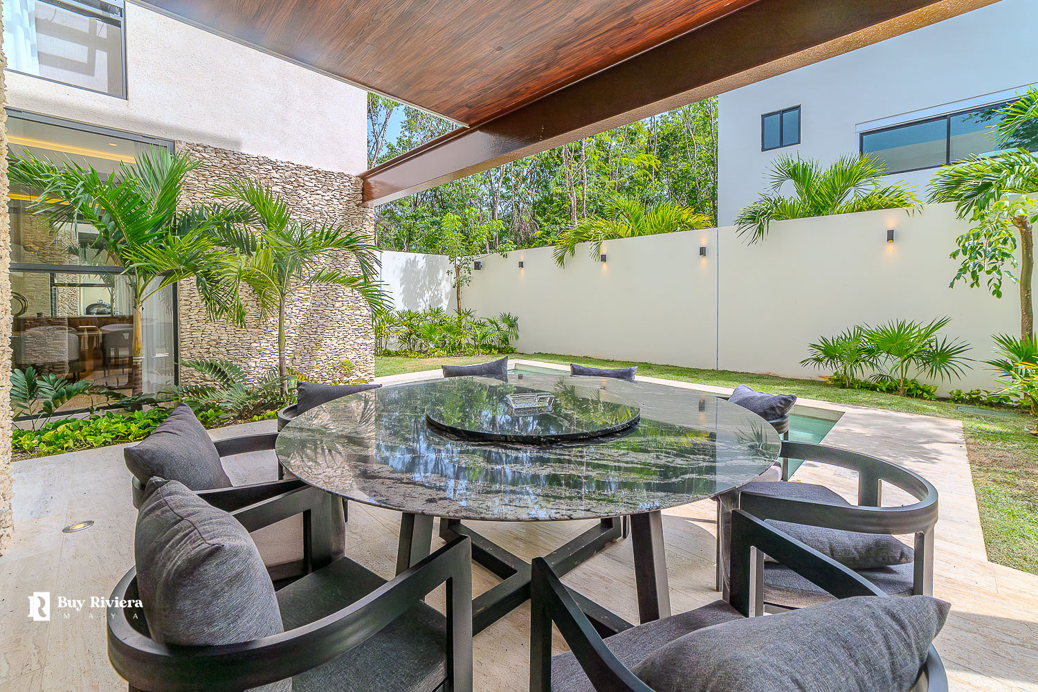 4 bedroom house for sale in a quiet residential