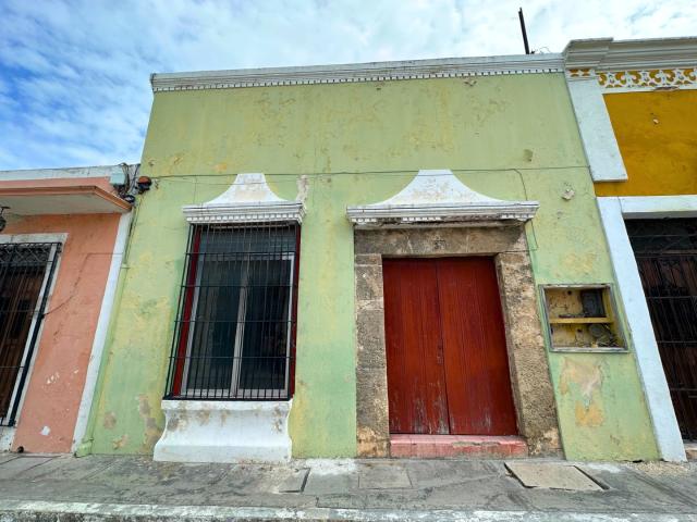 Two-Story Commercial Space in the Historic Center of Campeche