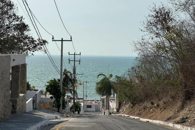 Land with Spectacular Ocean Views in Campeche