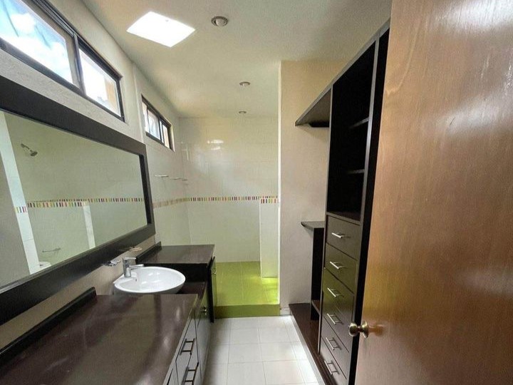 Beautiful 4-Bedroom House for Sale in Campeche