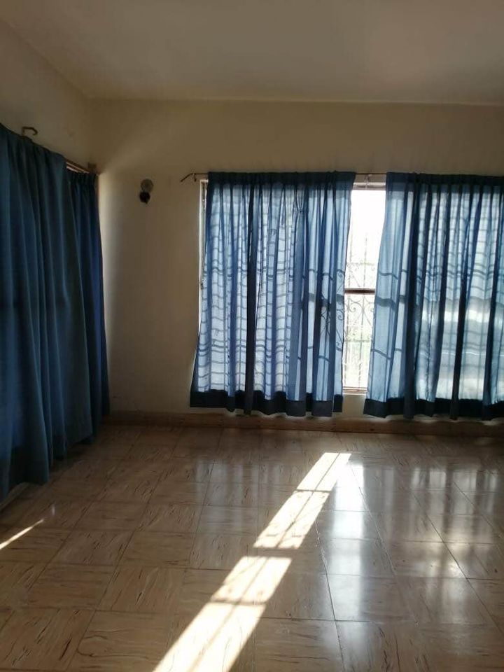 Spacious Two-Story House with 5 Bedrooms in Campeche