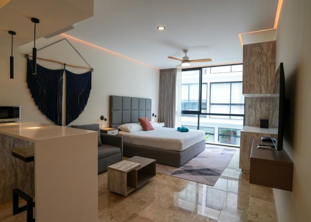 Modern Studio in Aldea Zama - Turnkey Investment